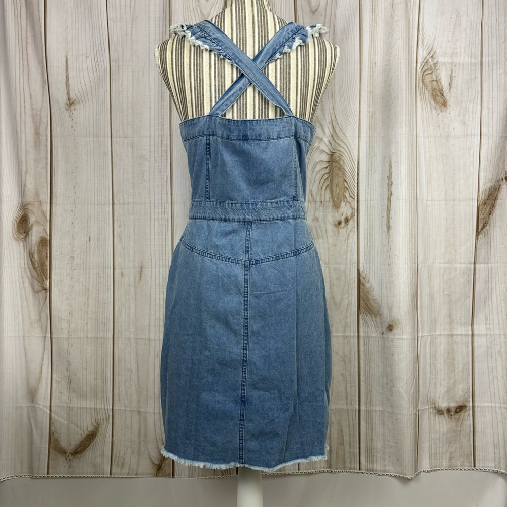 Cupcakes and Cashmere Ladonna Washed Denim Button Up Dress Chambray Size 8 - Picture 2 of 11